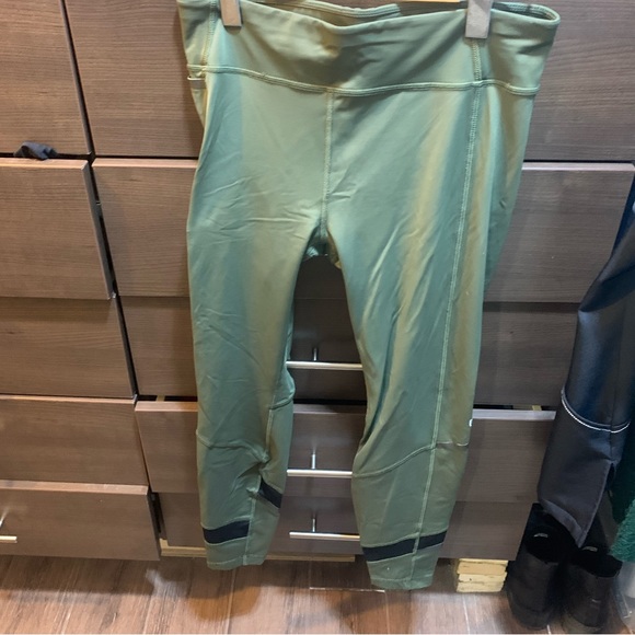 Löle legging. Size M - Picture 3 of 3